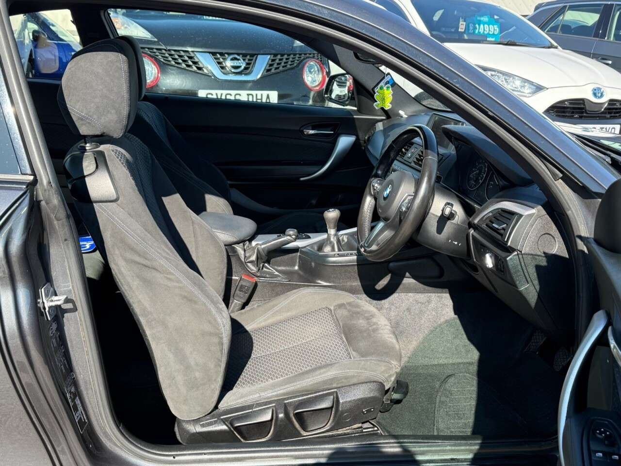 A 2014 BMW 2 SERIES 2.0 218d M Sport Coupe 2dr Diesel Manual Euro 6 (s/s) (143 ps) A 2014 BMW 2 SERIES 2.0 218d M Sport Coupe 2dr Diesel Manual Euro 6 (s/s) (143 ps)