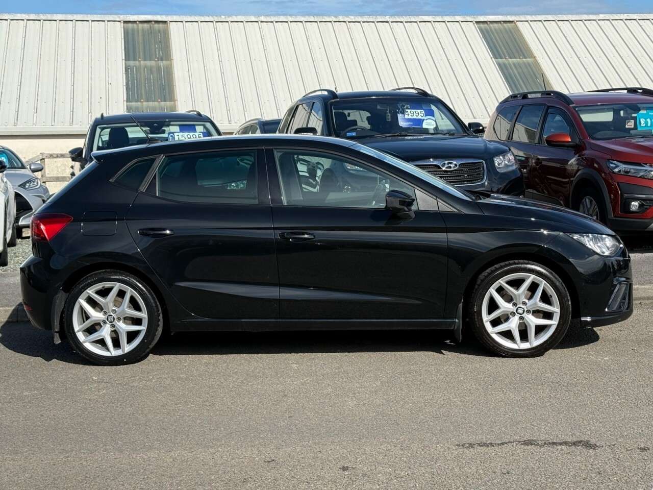 A 2017 SEAT IBIZA 1.0 TSI FR Hatchback 5dr Petrol Manual Euro 6 (s/s) (95 ps) A 2017 SEAT IBIZA 1.0 TSI FR Hatchback 5dr Petrol Manual Euro 6 (s/s) (95 ps)