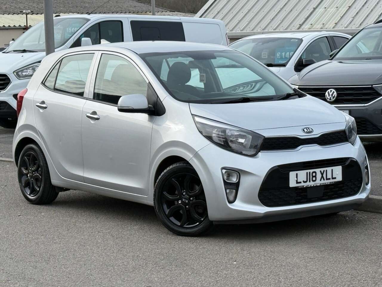 A 2018 KIA PICANTO 1.25 3 Hatchback 5dr Petrol Auto Euro 6 (83 bhp) A 2018 KIA PICANTO 1.25 3 Hatchback 5dr Petrol Auto Euro 6 (83 bhp)