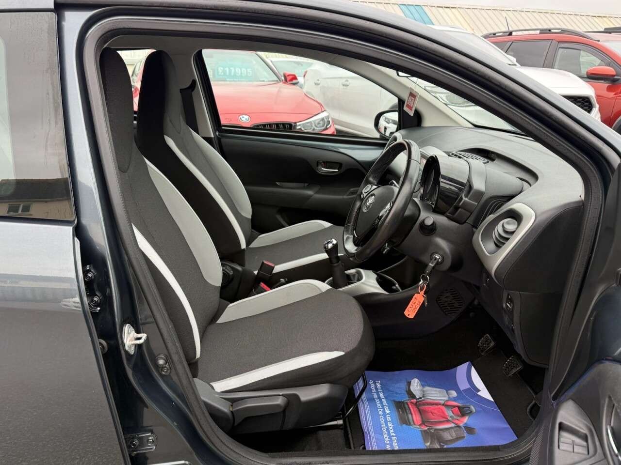 A 2018 TOYOTA AYGO 1.0 VVT-i x-play Hatchback 5dr Petrol Manual Euro 6 (68 ps) A 2018 TOYOTA AYGO 1.0 VVT-i x-play Hatchback 5dr Petrol Manual Euro 6 (68 ps)
