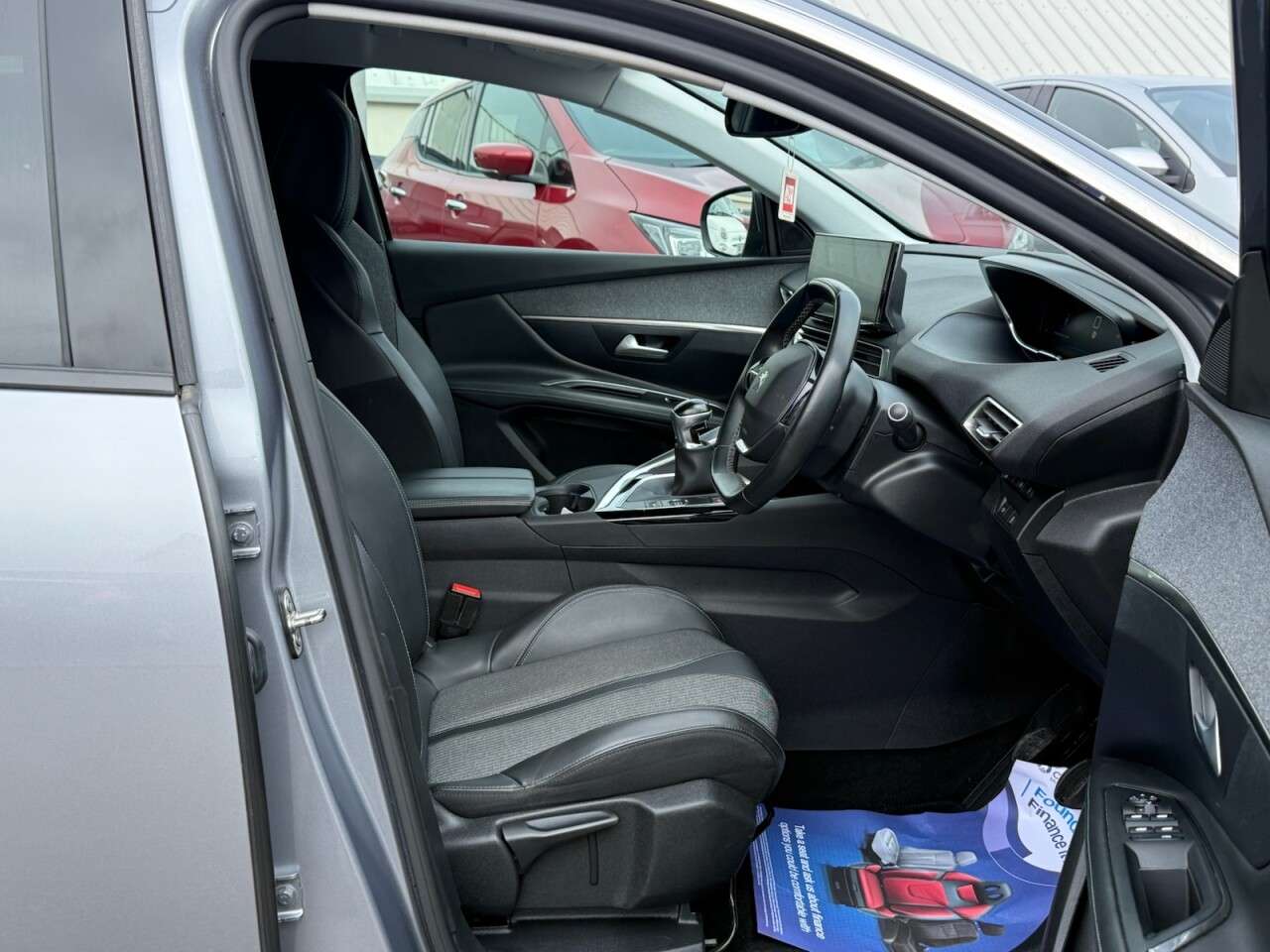 A 2020 PEUGEOT 3008 1.2 PureTech Allure Premium SUV 5dr Petrol Manual Euro 6 (s/s) (130 ps) A 2020 PEUGEOT 3008 1.2 PureTech Allure Premium SUV 5dr Petrol Manual Euro 6 (s/s) (130 ps)