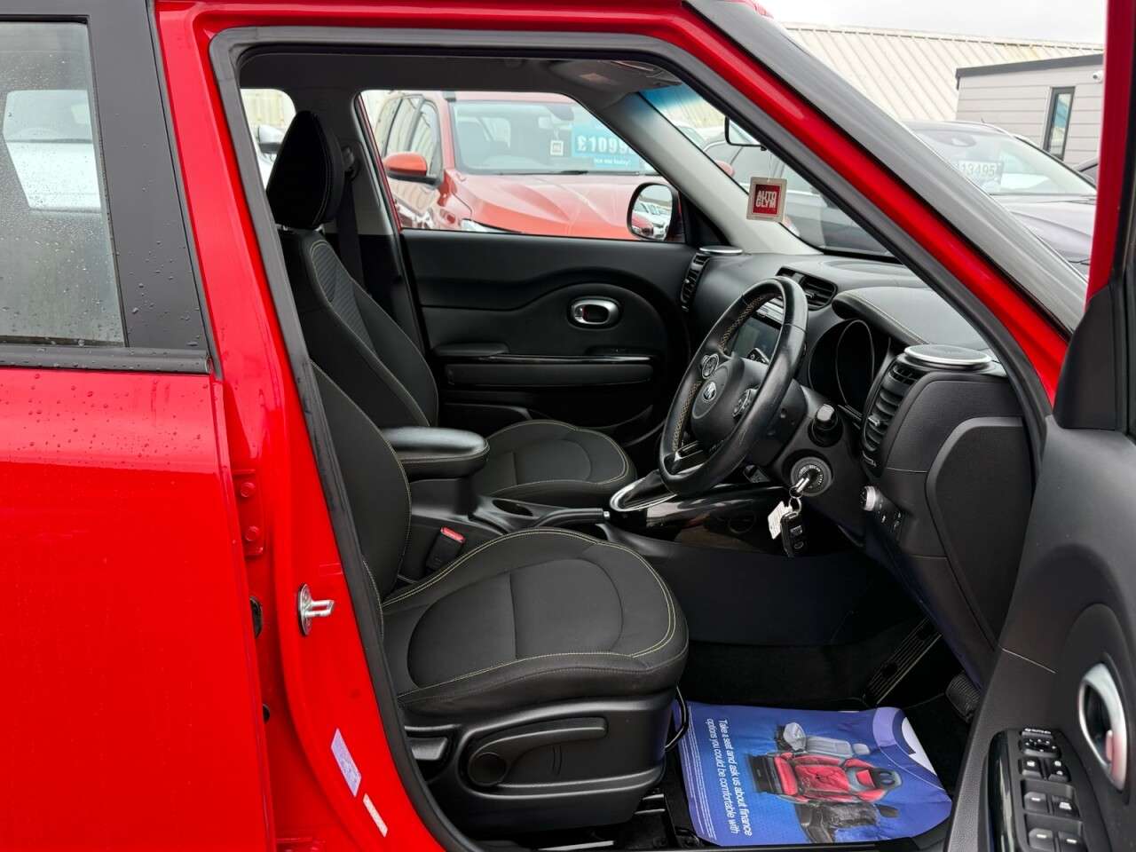 A 2016 KIA SOUL 1.6 CRDi Connect Plus SUV 5dr Diesel DCT Euro 6 (134 bhp) A 2016 KIA SOUL 1.6 CRDi Connect Plus SUV 5dr Diesel DCT Euro 6 (134 bhp)