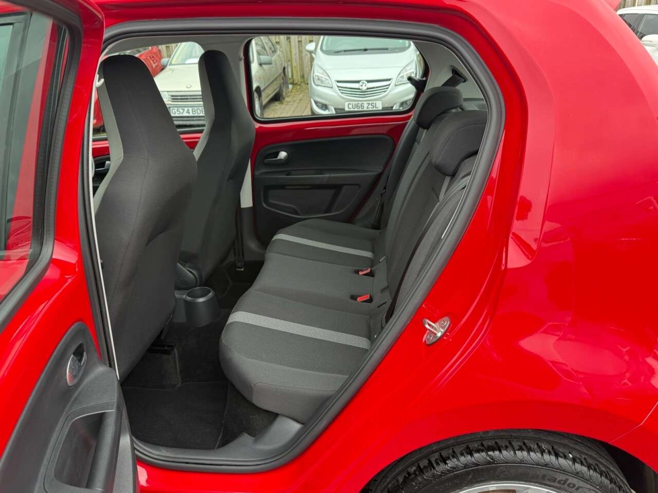 2018 VOLKSWAGEN UP! 2018 VOLKSWAGEN UP!