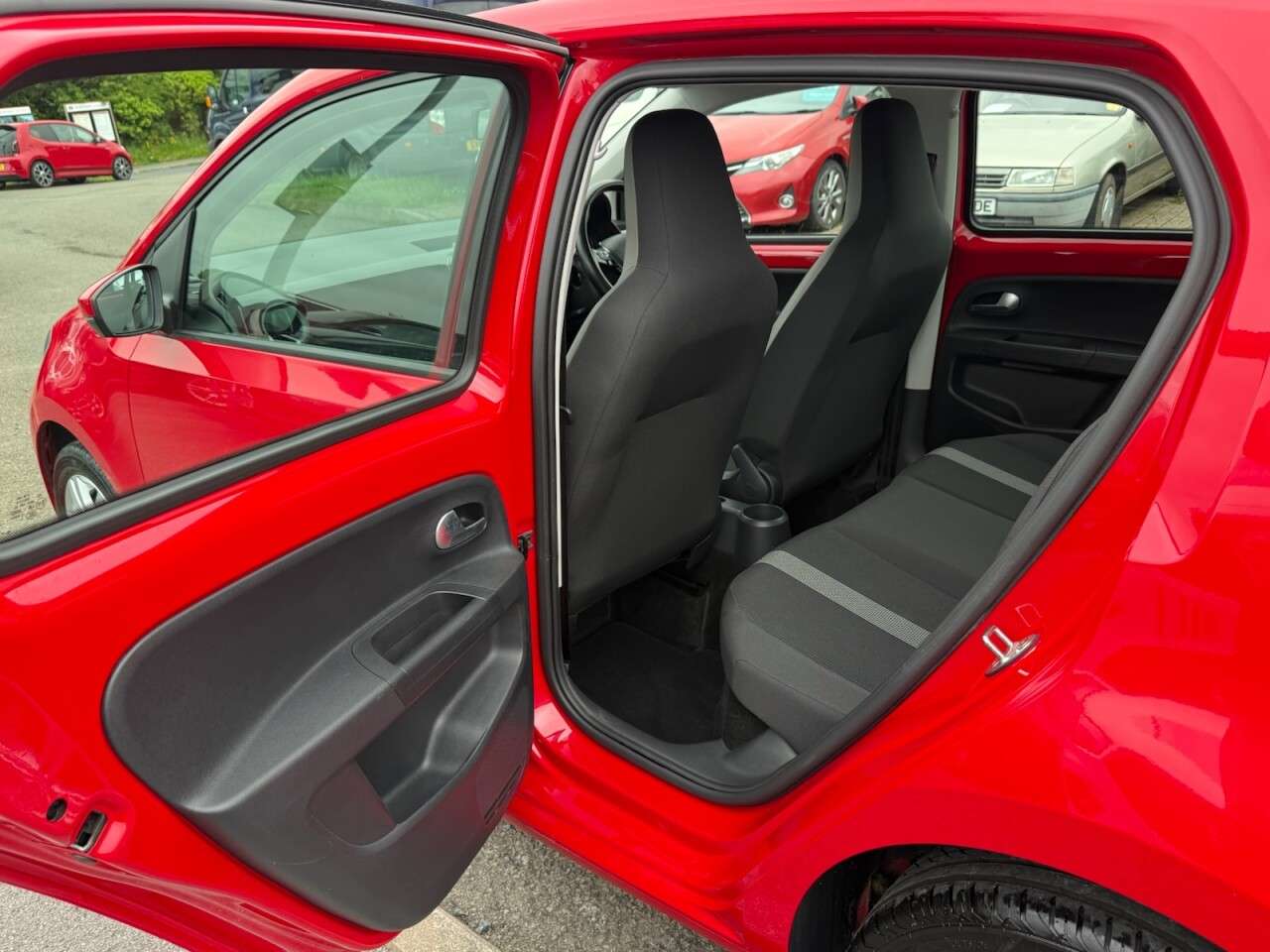 2018 VOLKSWAGEN UP! 2018 VOLKSWAGEN UP!