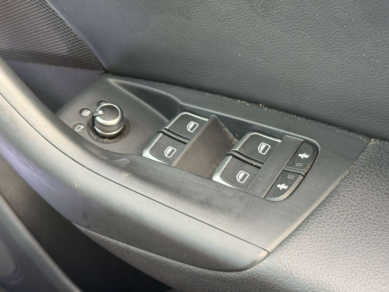2012 AUDI Q3 2012 AUDI Q3