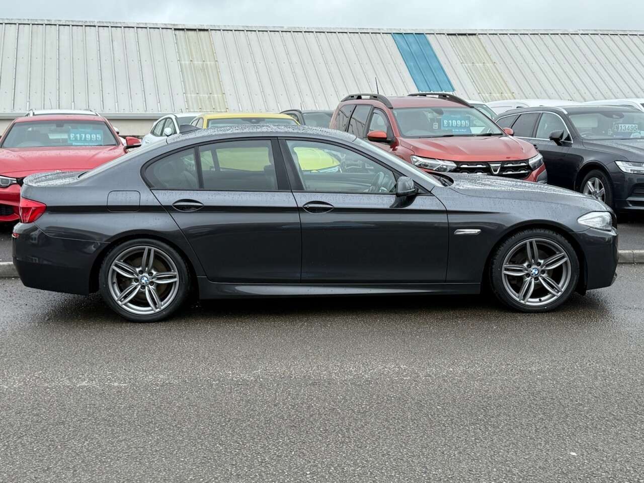 A 2013 BMW 5 SERIES 2.0 520d M Sport Saloon 4dr Diesel Auto Euro 5 (s/s) (184 ps) £6100 Optiona A 2013 BMW 5 SERIES 2.0 520d M Sport Saloon 4dr Diesel Auto Euro 5 (s/s) (184 ps) £6100 Optiona