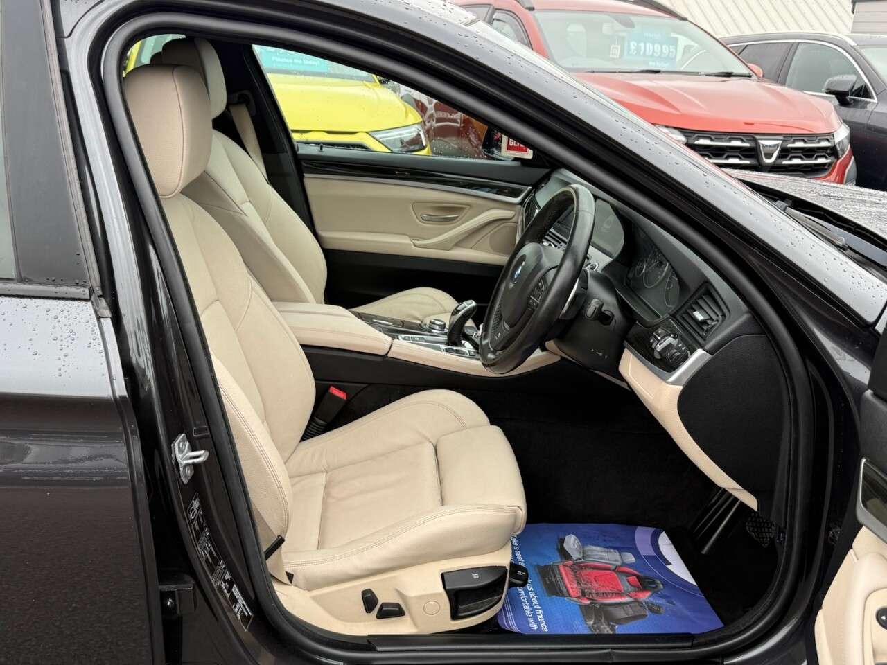 A 2013 BMW 5 SERIES 2.0 520d M Sport Saloon 4dr Diesel Auto Euro 5 (s/s) (184 ps) £6100 Optiona A 2013 BMW 5 SERIES 2.0 520d M Sport Saloon 4dr Diesel Auto Euro 5 (s/s) (184 ps) £6100 Optiona
