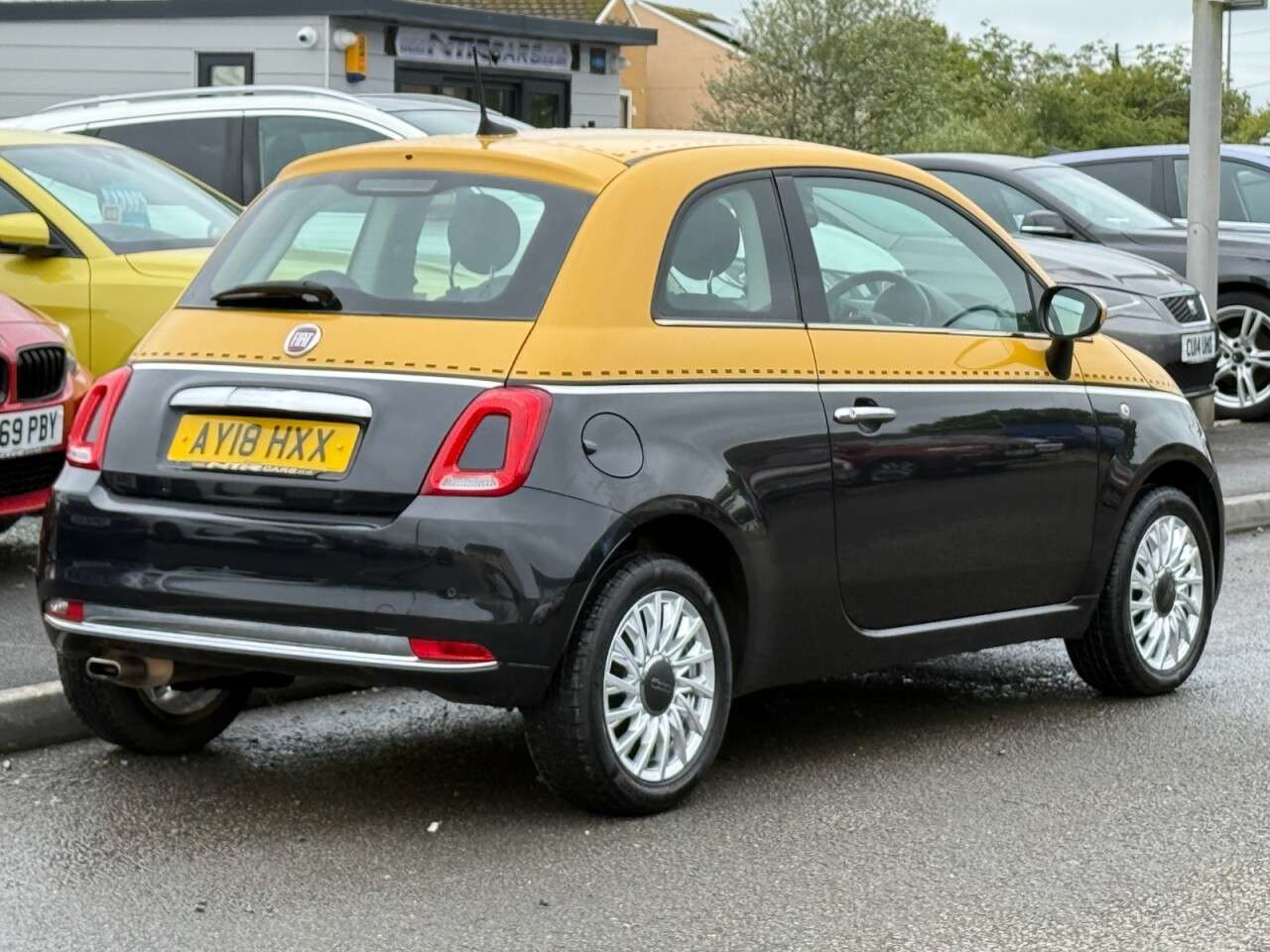 A 2018 FIAT 500 1.2 Lounge Hatchback 3dr Petrol Manual Euro 6 (s/s) (69 bhp) A 2018 FIAT 500 1.2 Lounge Hatchback 3dr Petrol Manual Euro 6 (s/s) (69 bhp)