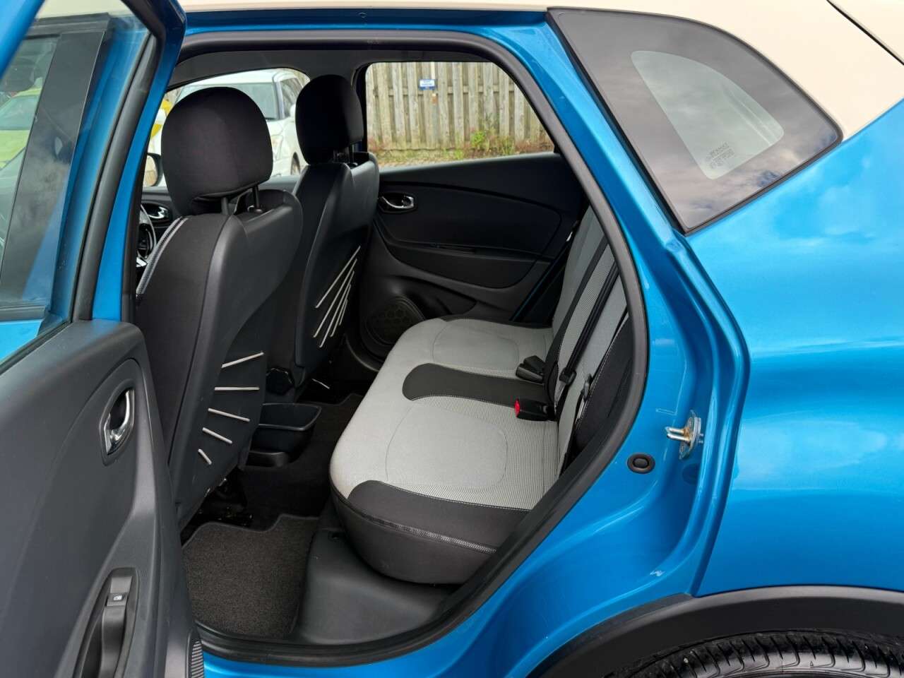 2014 RENAULT CAPTUR 2014 RENAULT CAPTUR