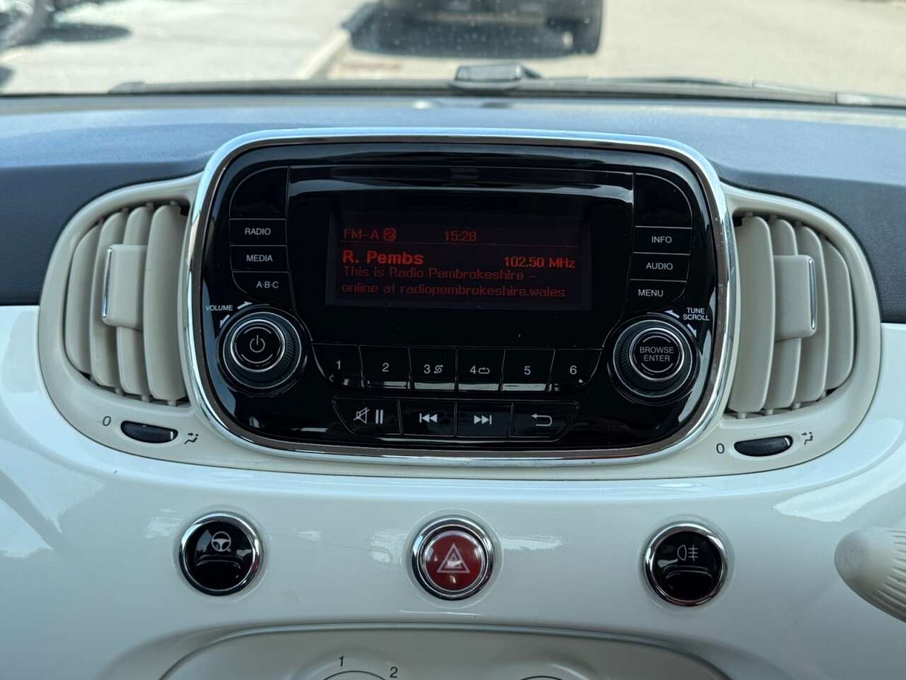 2015 FIAT 500 2015 FIAT 500