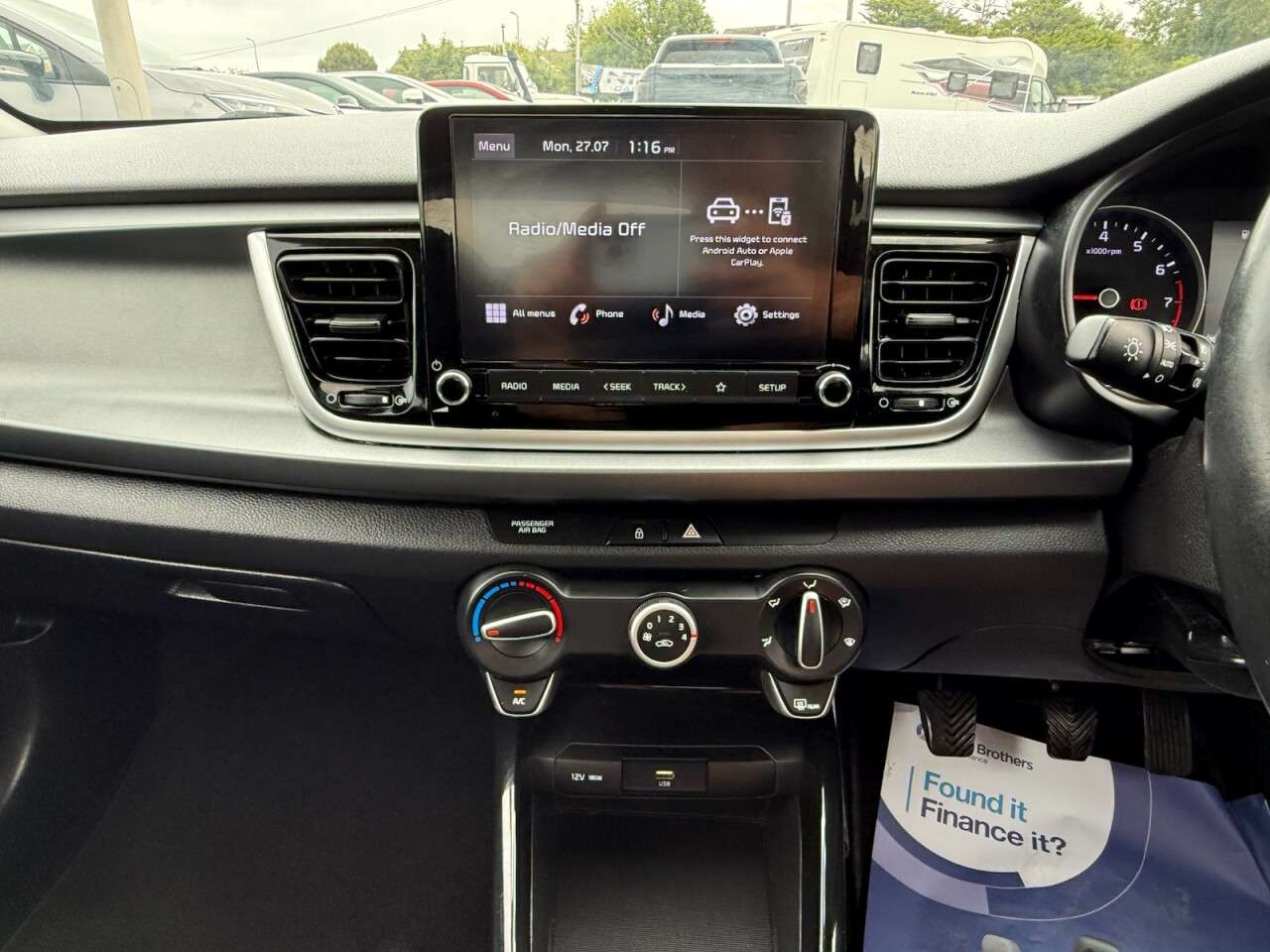 2021 KIA RIO 2021 KIA RIO