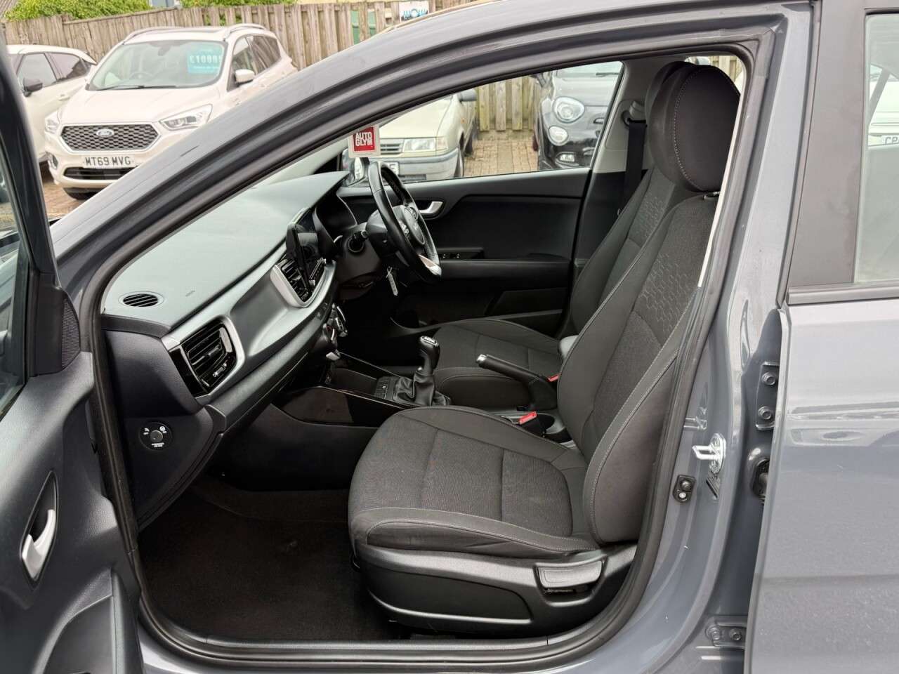2021 KIA RIO 2021 KIA RIO