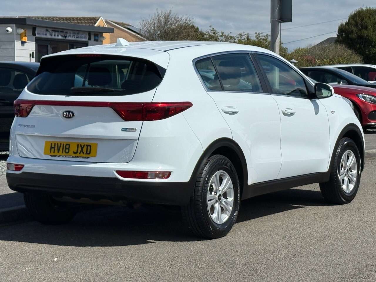 A 2018 KIA SPORTAGE 1.6 GDi 1 SUV 5dr Petrol Manual Euro 6 (s/s) (130 bhp) A 2018 KIA SPORTAGE 1.6 GDi 1 SUV 5dr Petrol Manual Euro 6 (s/s) (130 bhp)