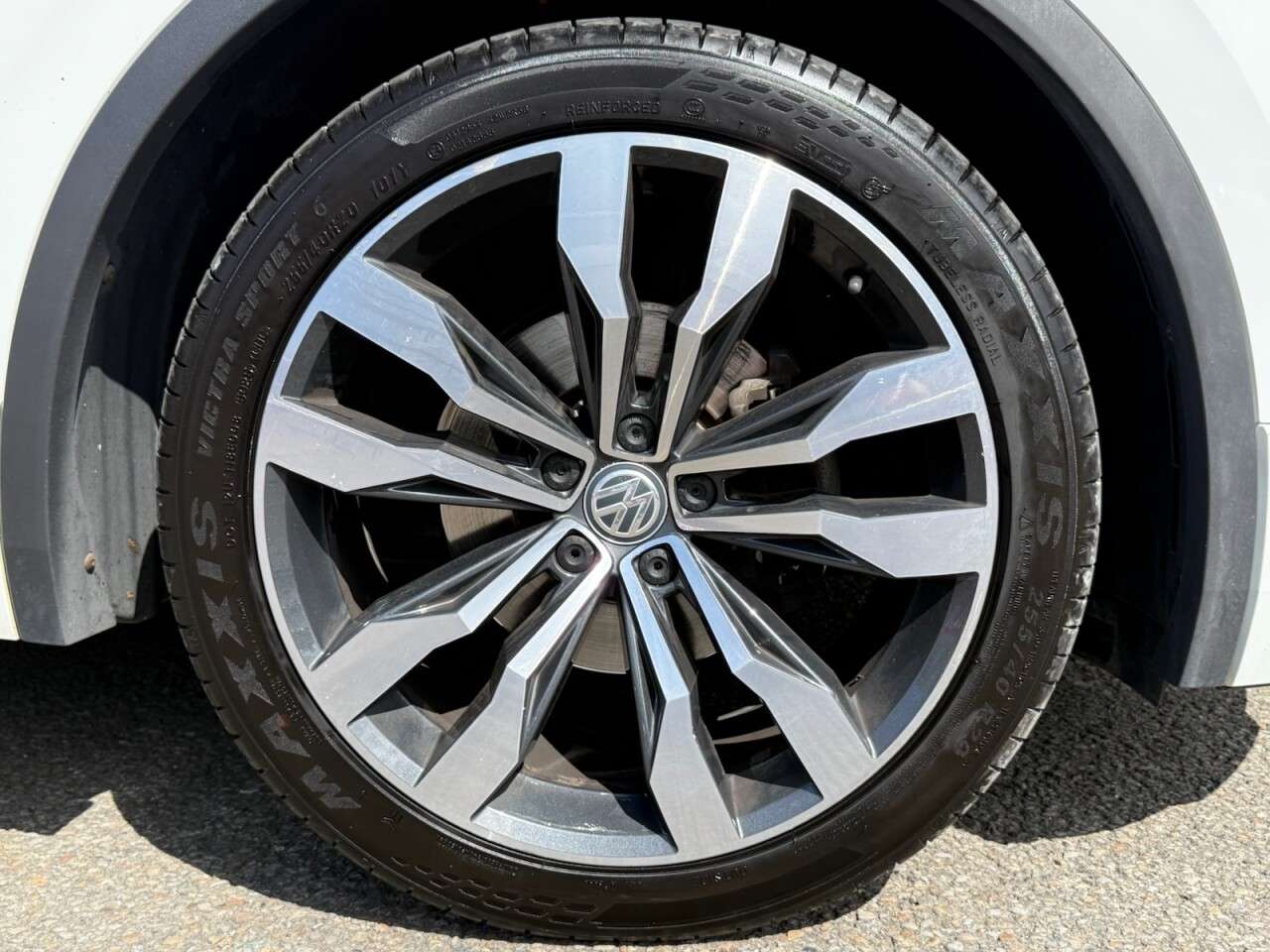 2019 VOLKSWAGEN TIGUAN 2019 VOLKSWAGEN TIGUAN