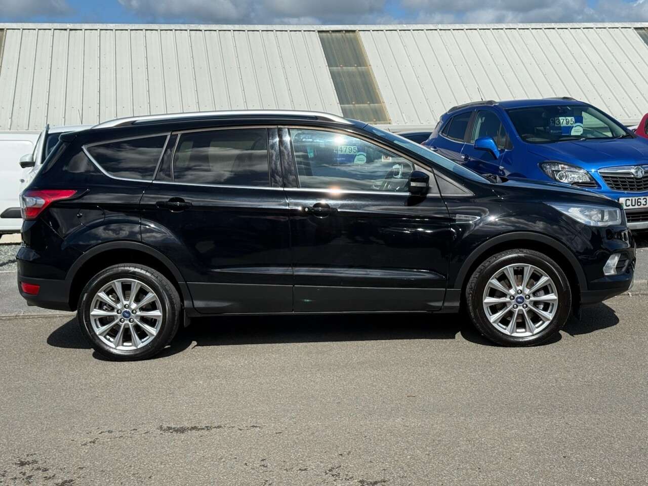 A 2019 FORD KUGA 2.0 TDCi EcoBlue Titanium Edition SUV 5dr Diesel Manual Euro 6 (s/s) (150 p A 2019 FORD KUGA 2.0 TDCi EcoBlue Titanium Edition SUV 5dr Diesel Manual Euro 6 (s/s) (150 p