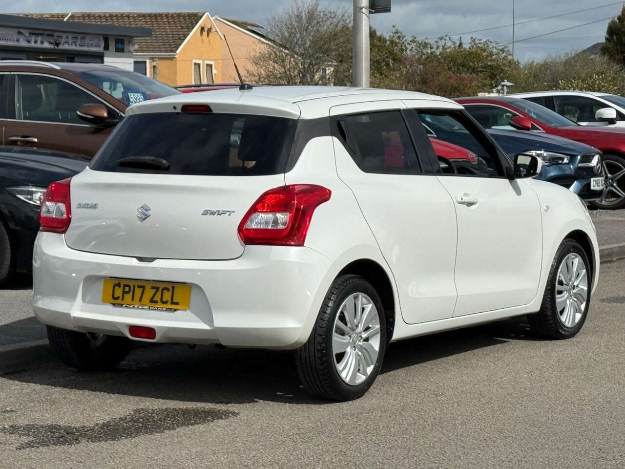 A 2017 SUZUKI SWIFT 1.0 Boosterjet SZ-T Hatchback 5dr Petrol Manual Euro 6 (111 ps) A 2017 SUZUKI SWIFT 1.0 Boosterjet SZ-T Hatchback 5dr Petrol Manual Euro 6 (111 ps)