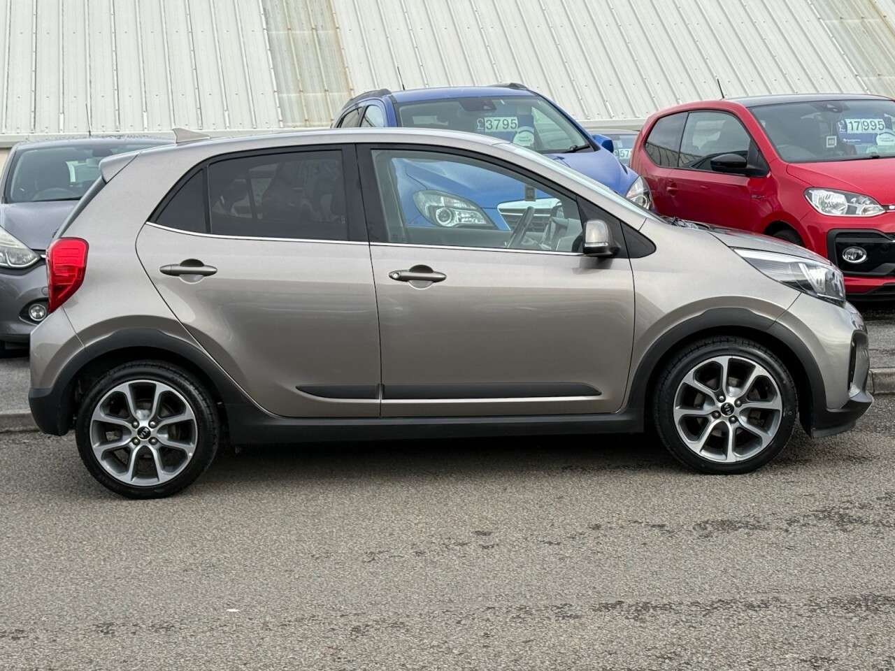 A 2019 KIA PICANTO 1.25 X-Line Hatchback 5dr Petrol Auto Euro 6 (83 bhp) A 2019 KIA PICANTO 1.25 X-Line Hatchback 5dr Petrol Auto Euro 6 (83 bhp)