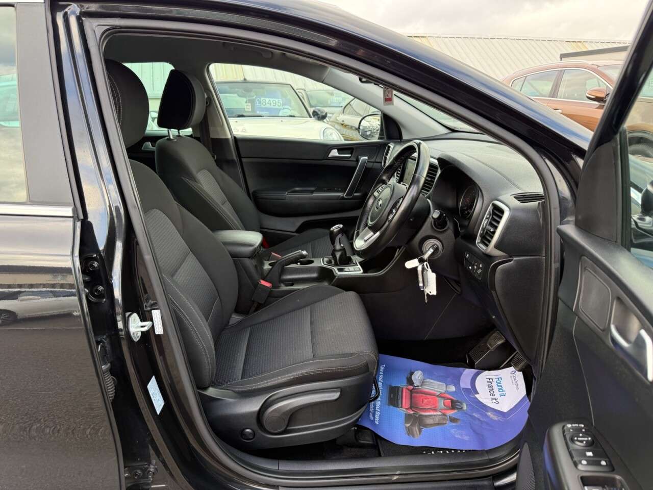 A 2020 KIA SPORTAGE 1.6 CRDi MHEV 2 SUV 5dr Diesel Hybrid DCT Euro 6 (s/s) (134 bhp) A 2020 KIA SPORTAGE 1.6 CRDi MHEV 2 SUV 5dr Diesel Hybrid DCT Euro 6 (s/s) (134 bhp)
