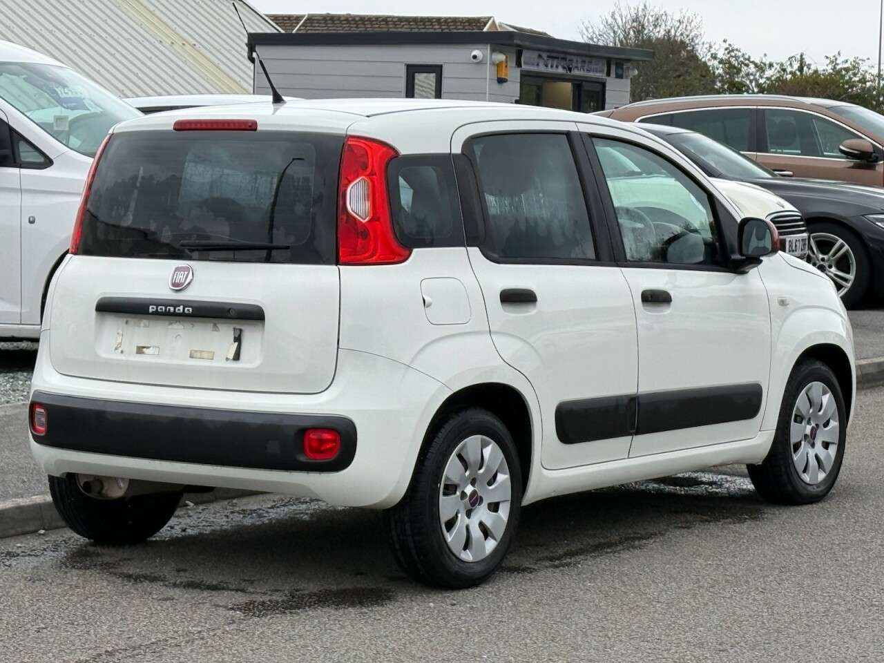 A 2012 FIAT PANDA 1.2 Pop Hatchback 5dr Petrol Manual Euro 5 (69 bhp) A 2012 FIAT PANDA 1.2 Pop Hatchback 5dr Petrol Manual Euro 5 (69 bhp)