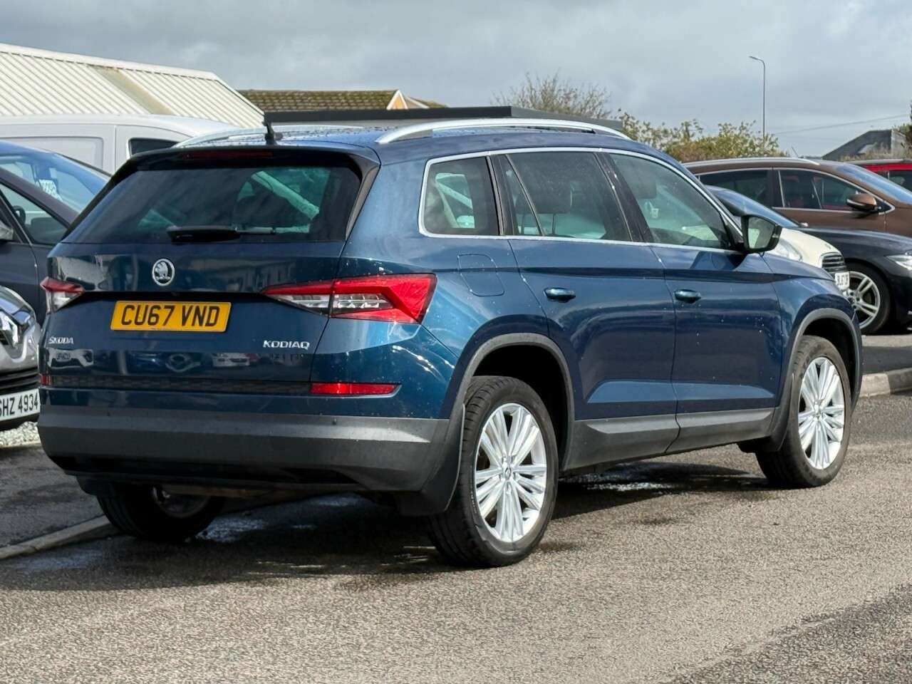 A 2017 SKODA KODIAQ 2.0 TDI Edition SUV 5dr Diesel DSG Euro 6 (s/s) (5 Seat) (150 ps) A 2017 SKODA KODIAQ 2.0 TDI Edition SUV 5dr Diesel DSG Euro 6 (s/s) (5 Seat) (150 ps)