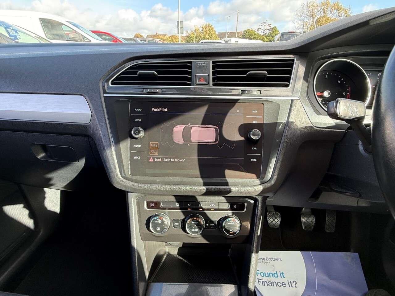 2018 VOLKSWAGEN TIGUAN 2018 VOLKSWAGEN TIGUAN