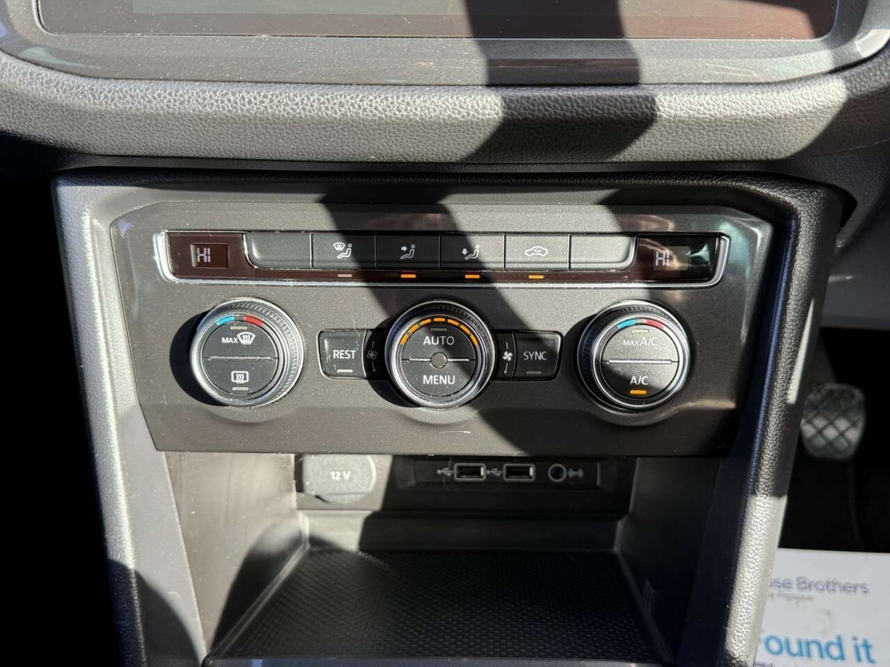2018 VOLKSWAGEN TIGUAN 2018 VOLKSWAGEN TIGUAN
