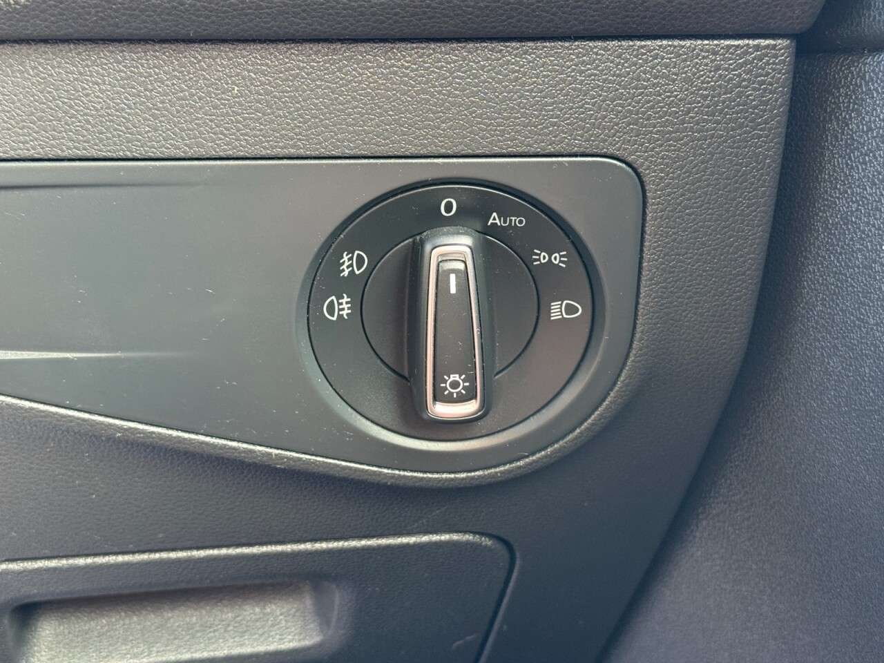 2018 VOLKSWAGEN TIGUAN 2018 VOLKSWAGEN TIGUAN