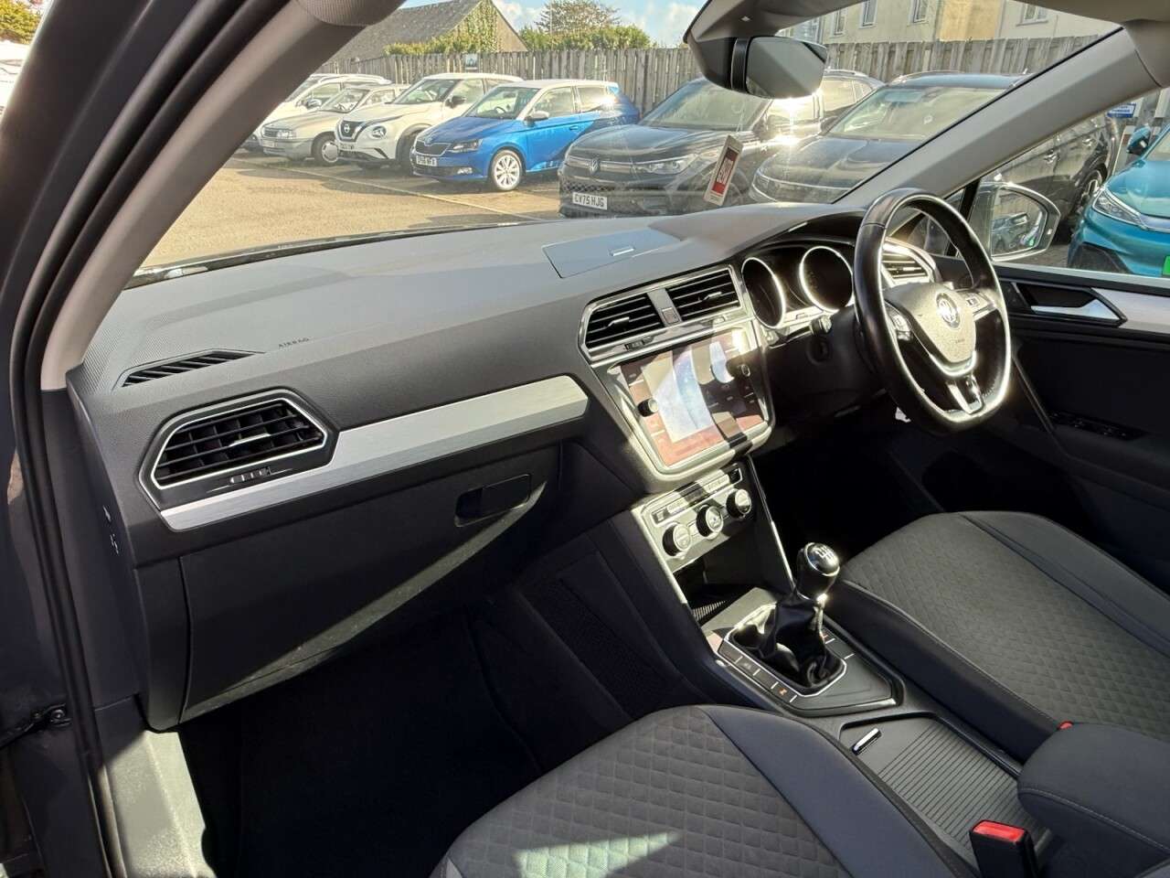 2018 VOLKSWAGEN TIGUAN 2018 VOLKSWAGEN TIGUAN