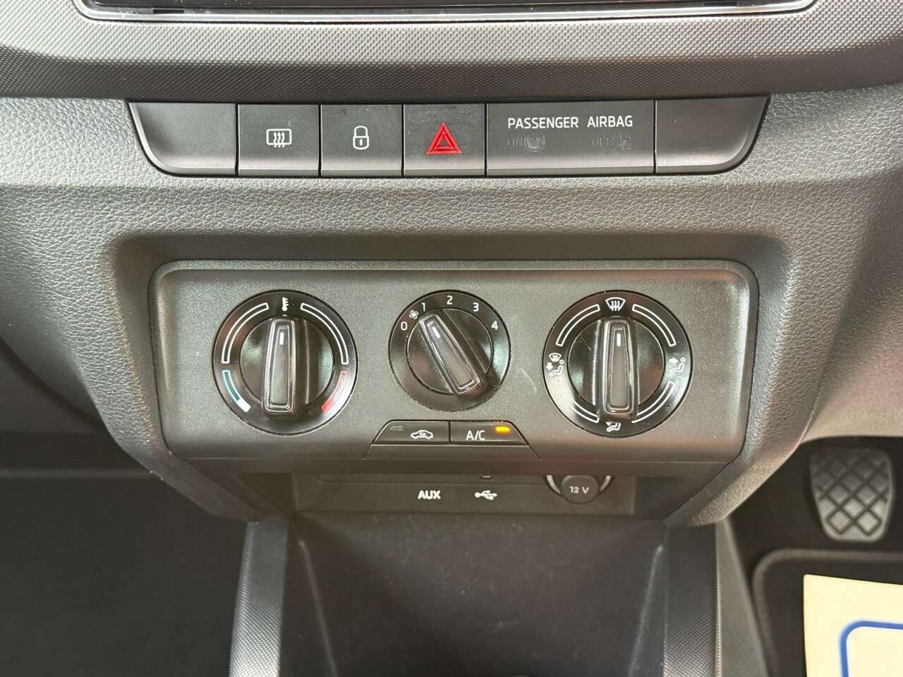 2017 SKODA FABIA 2017 SKODA FABIA