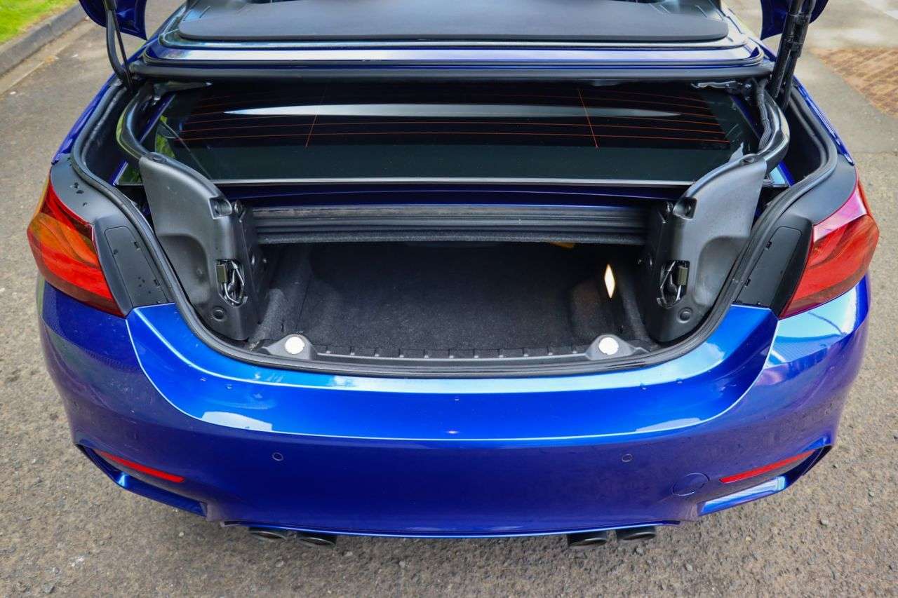 2019 BMW M4 2019 BMW M4