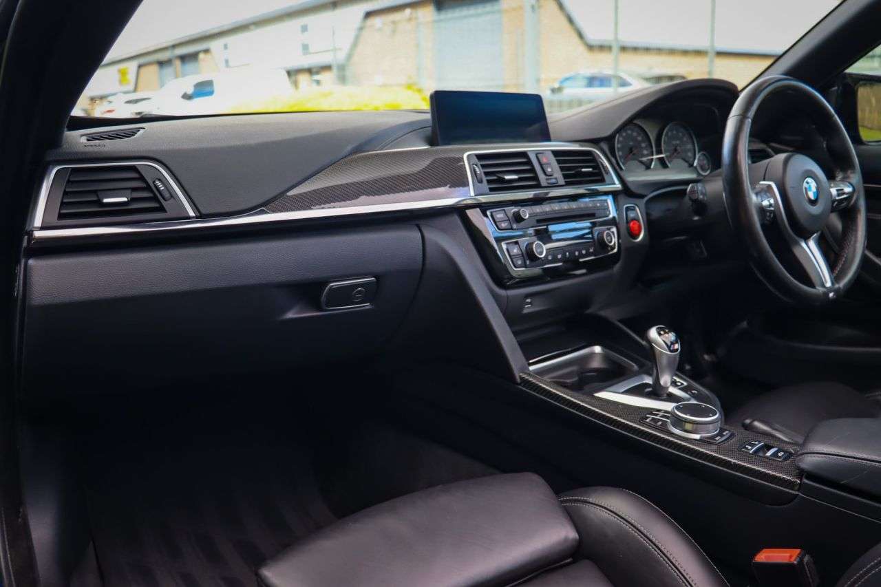 2019 BMW M4 2019 BMW M4