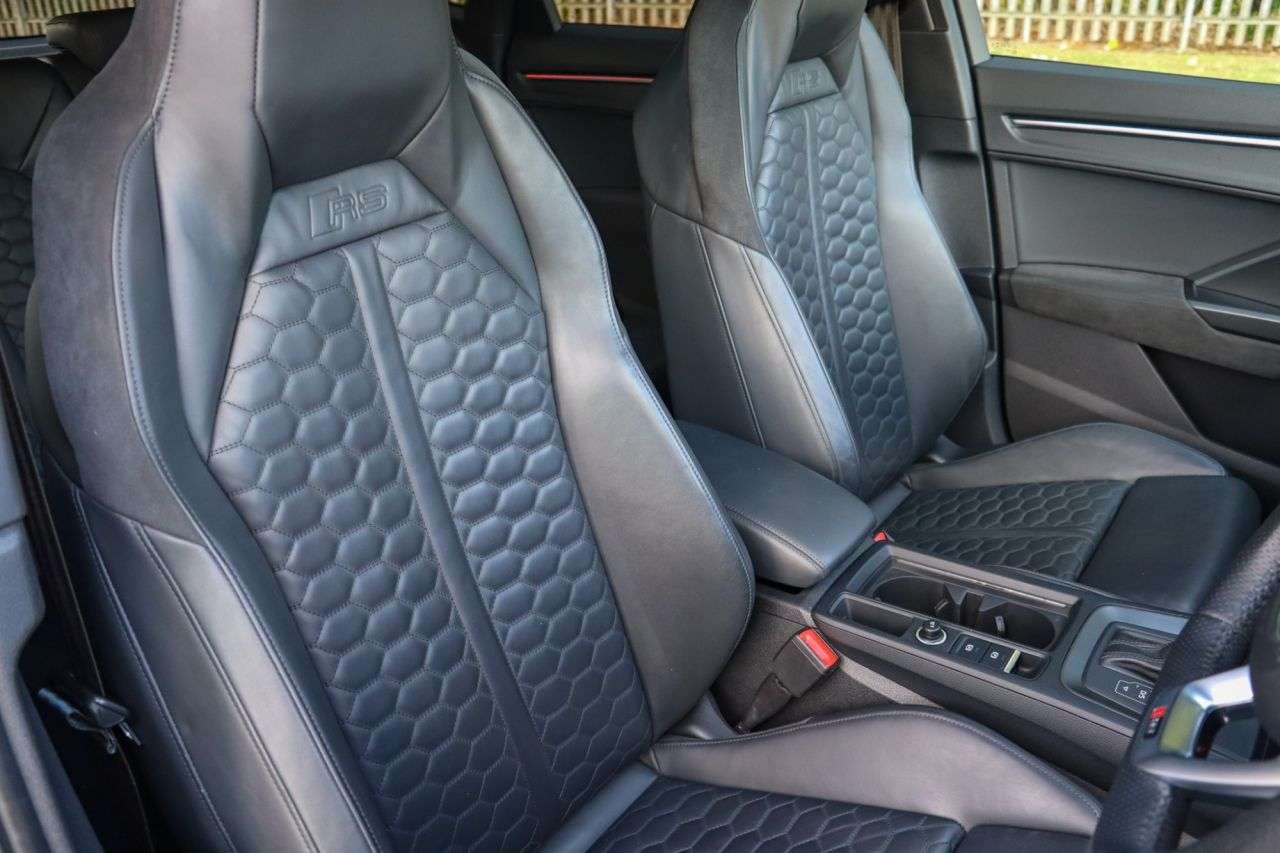 2020 AUDI RS Q3 2020 AUDI RS Q3