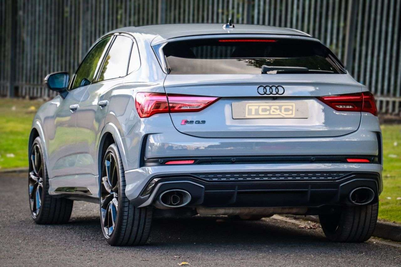 2020 AUDI RS Q3 2020 AUDI RS Q3