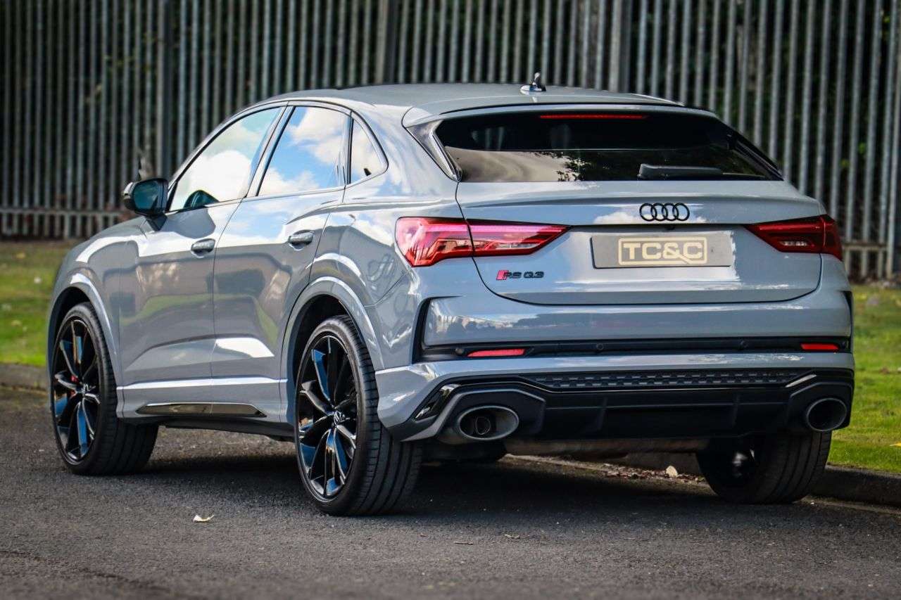 2020 AUDI RS Q3 2020 AUDI RS Q3