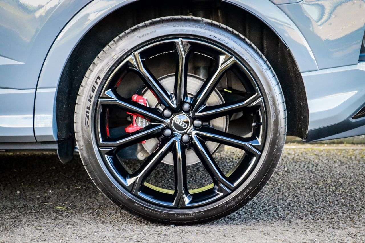 2020 AUDI RS Q3 2020 AUDI RS Q3