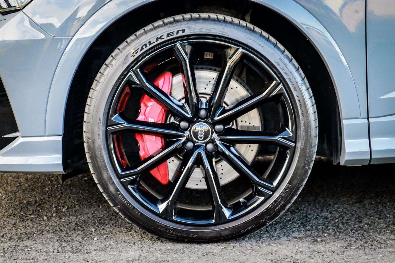 2020 AUDI RS Q3 2020 AUDI RS Q3