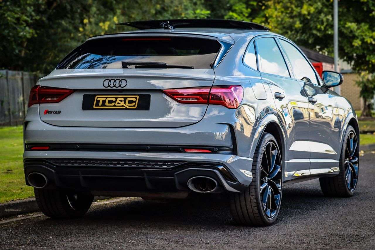 2020 AUDI RS Q3 2020 AUDI RS Q3
