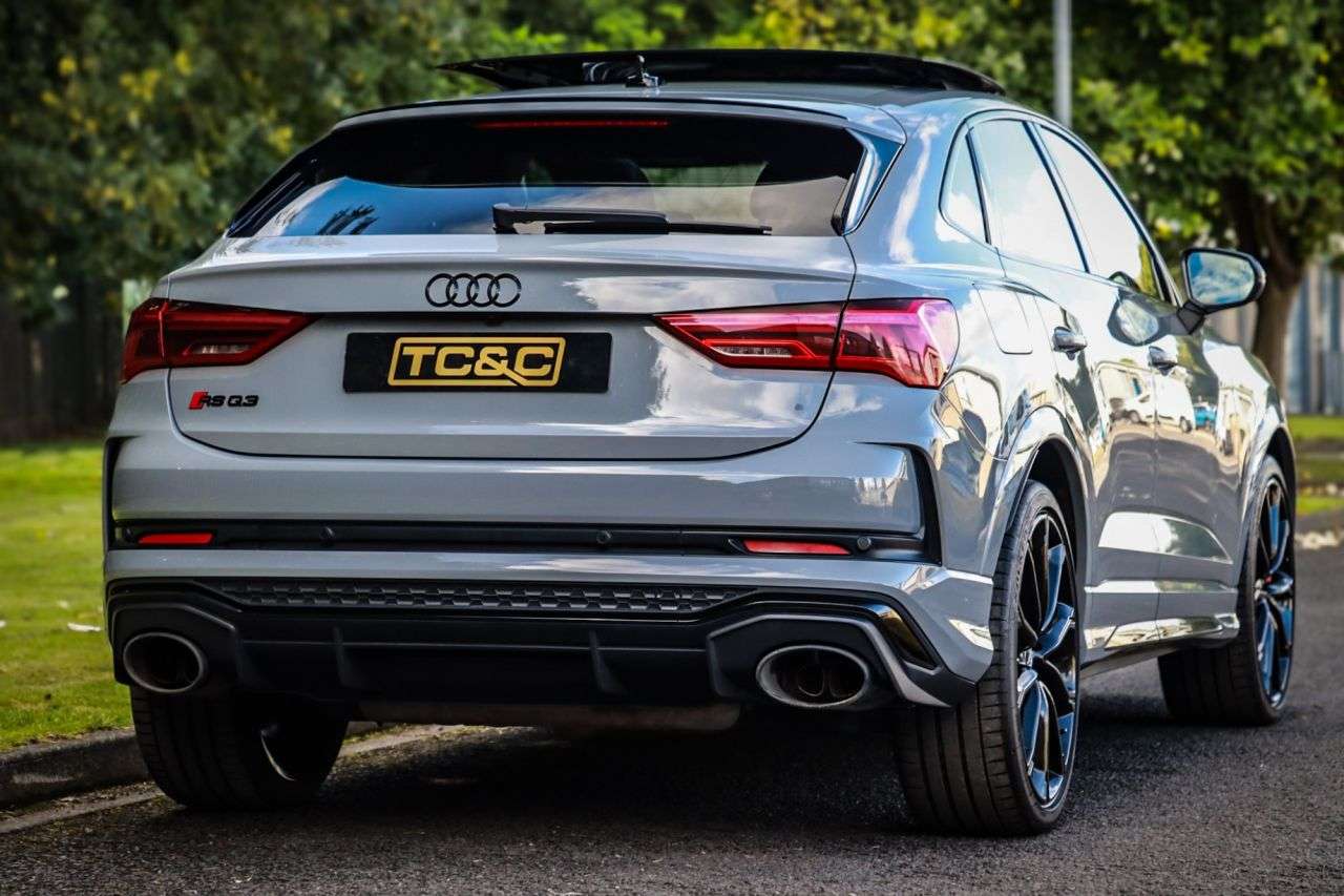 2020 AUDI RS Q3 2020 AUDI RS Q3