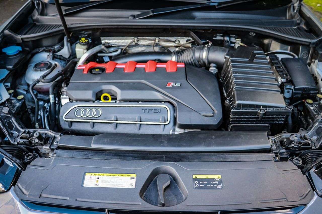 2020 AUDI RS Q3 2020 AUDI RS Q3