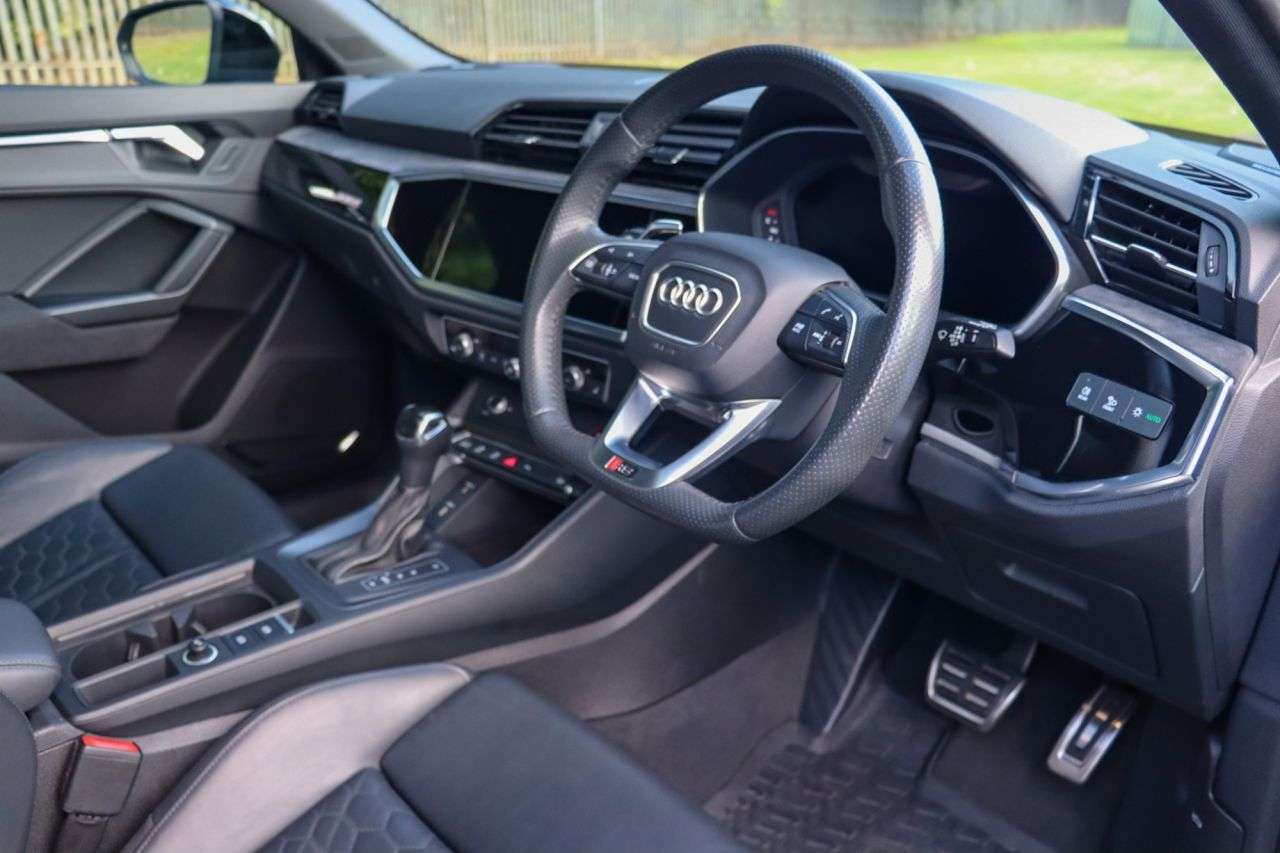 2020 AUDI RS Q3 2020 AUDI RS Q3