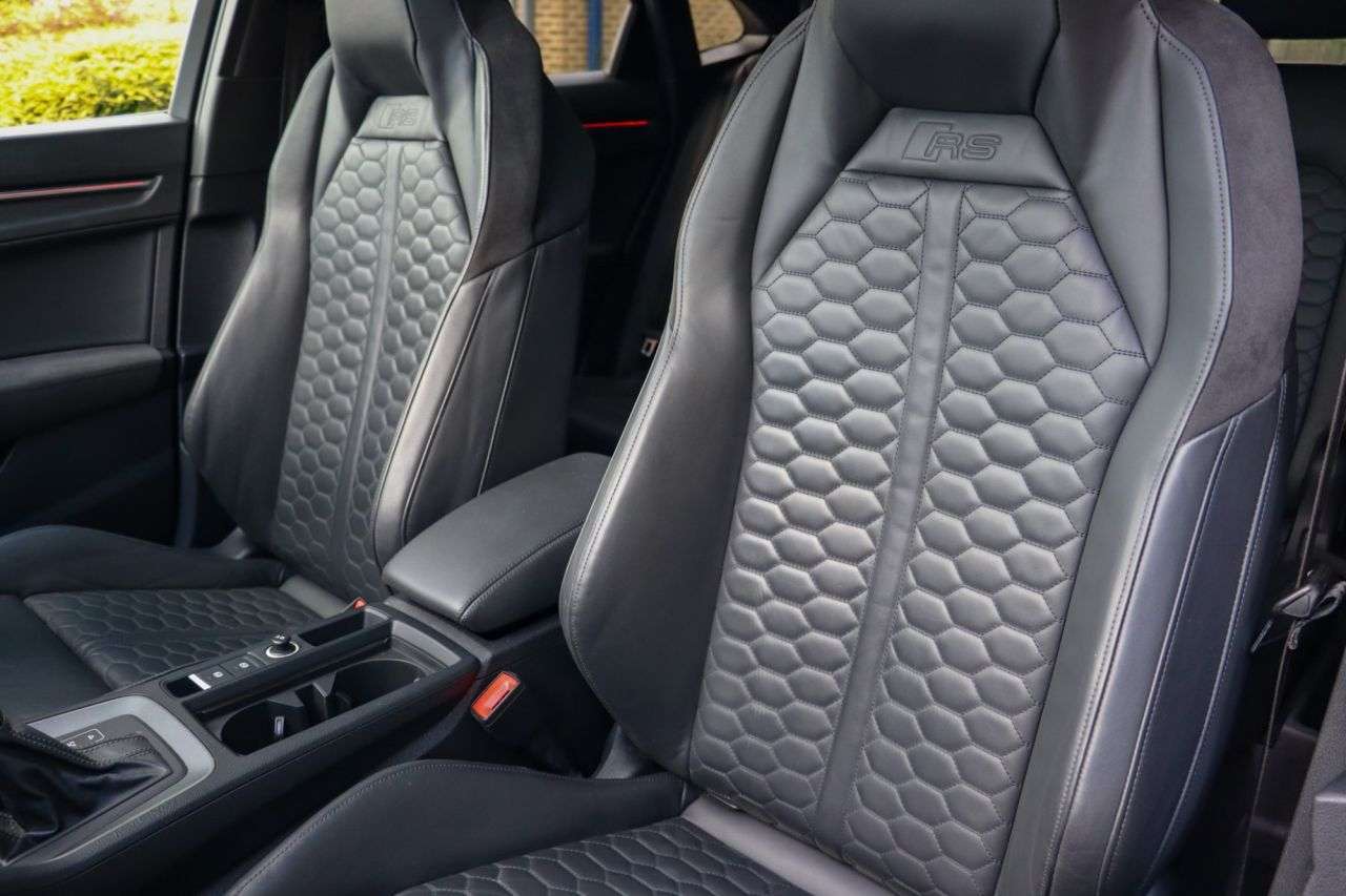 2020 AUDI RS Q3 2020 AUDI RS Q3