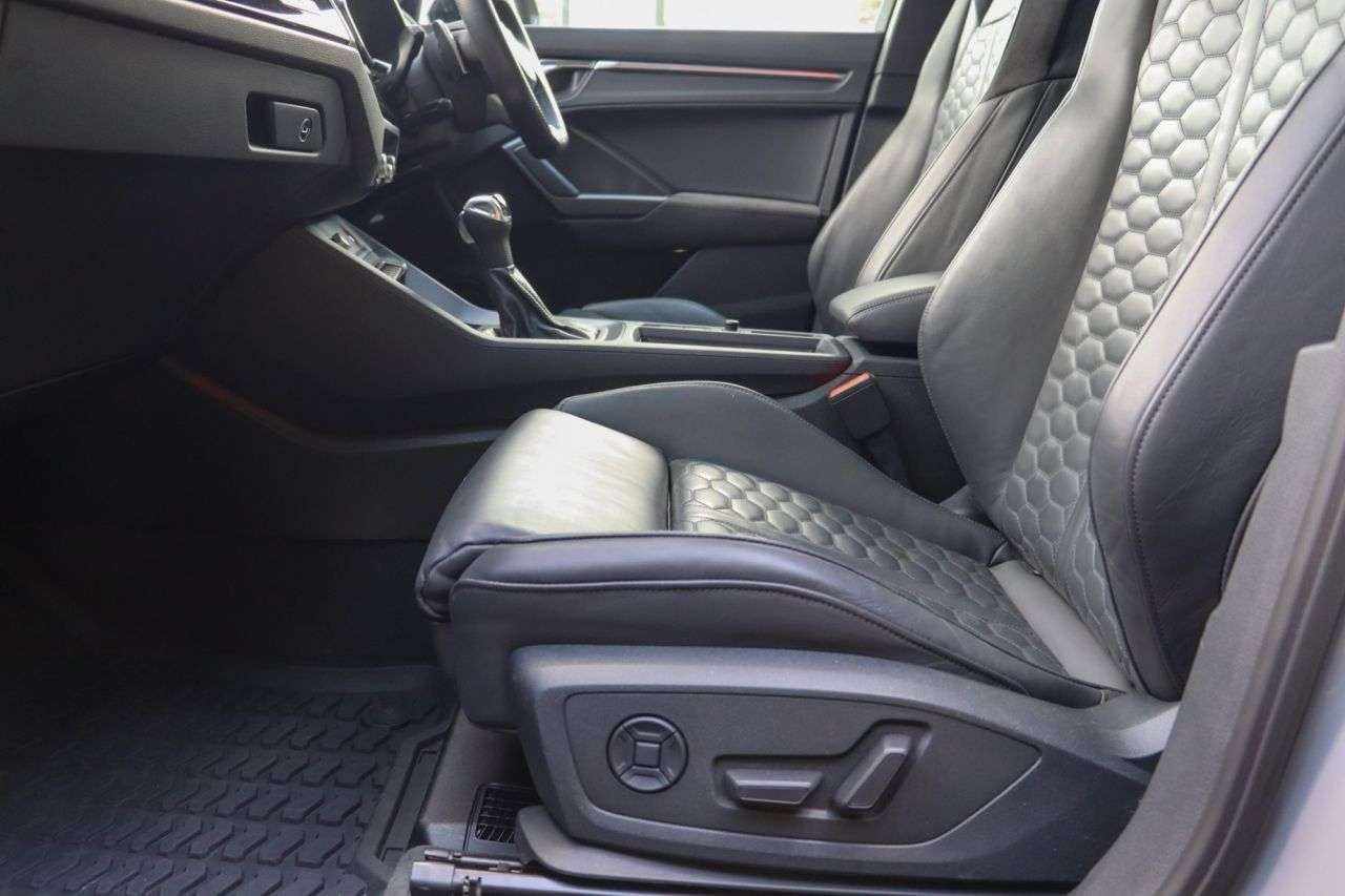 2020 AUDI RS Q3 2020 AUDI RS Q3