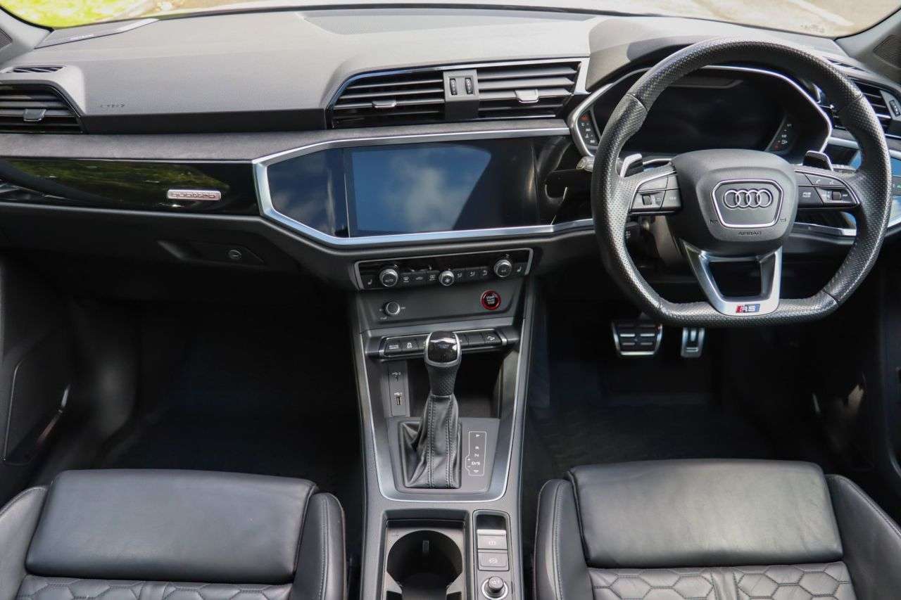 2020 AUDI RS Q3 2020 AUDI RS Q3