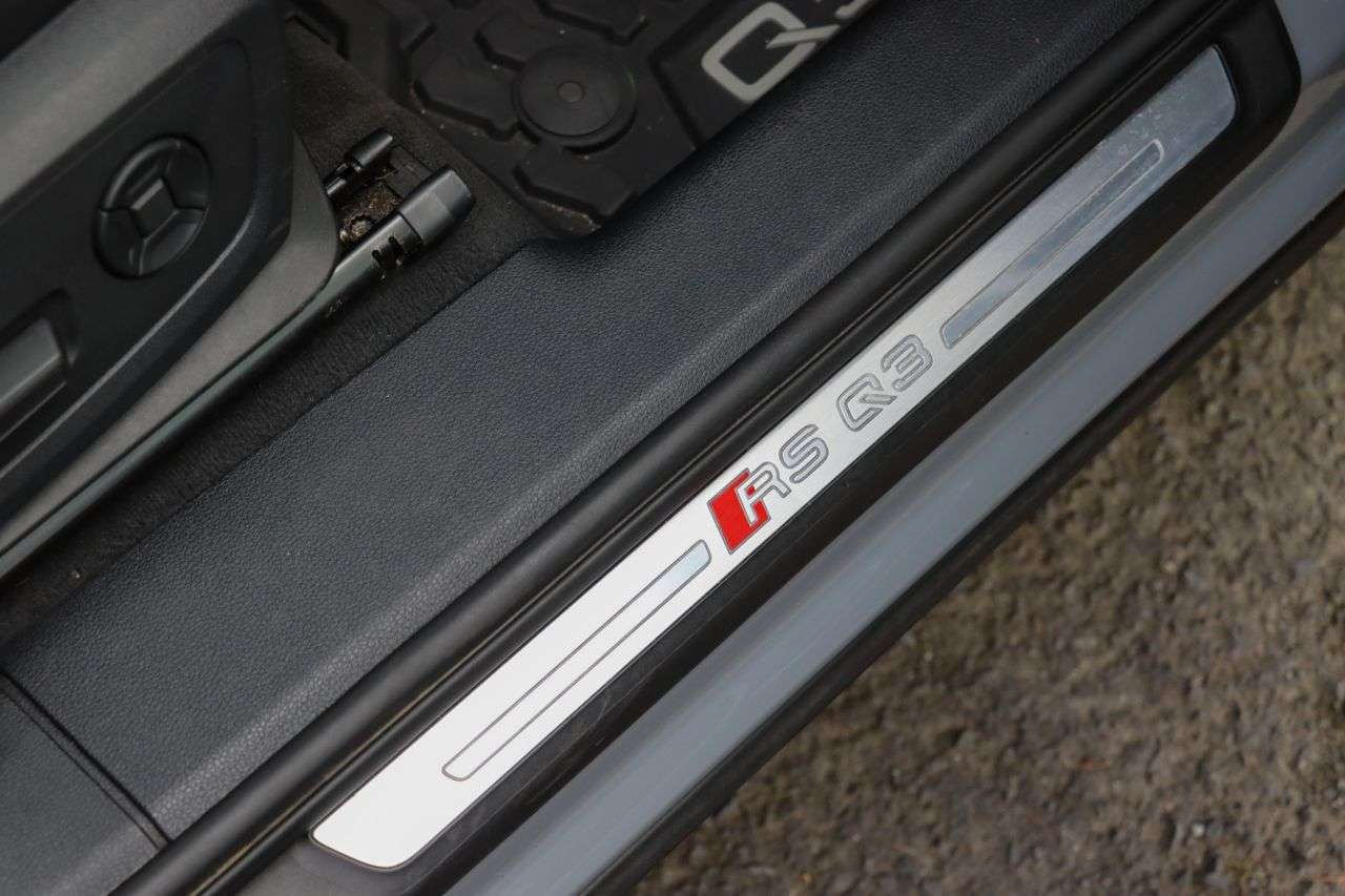 2020 AUDI RS Q3 2020 AUDI RS Q3