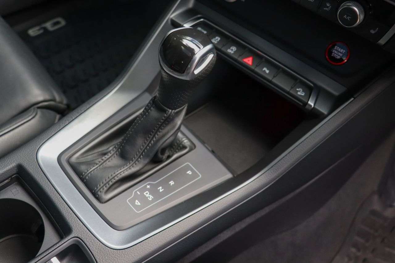 2020 AUDI RS Q3 2020 AUDI RS Q3