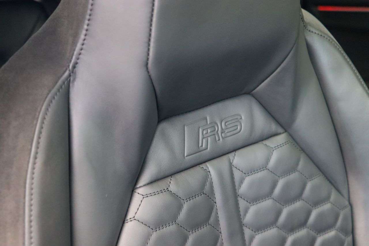 2020 AUDI RS Q3 2020 AUDI RS Q3