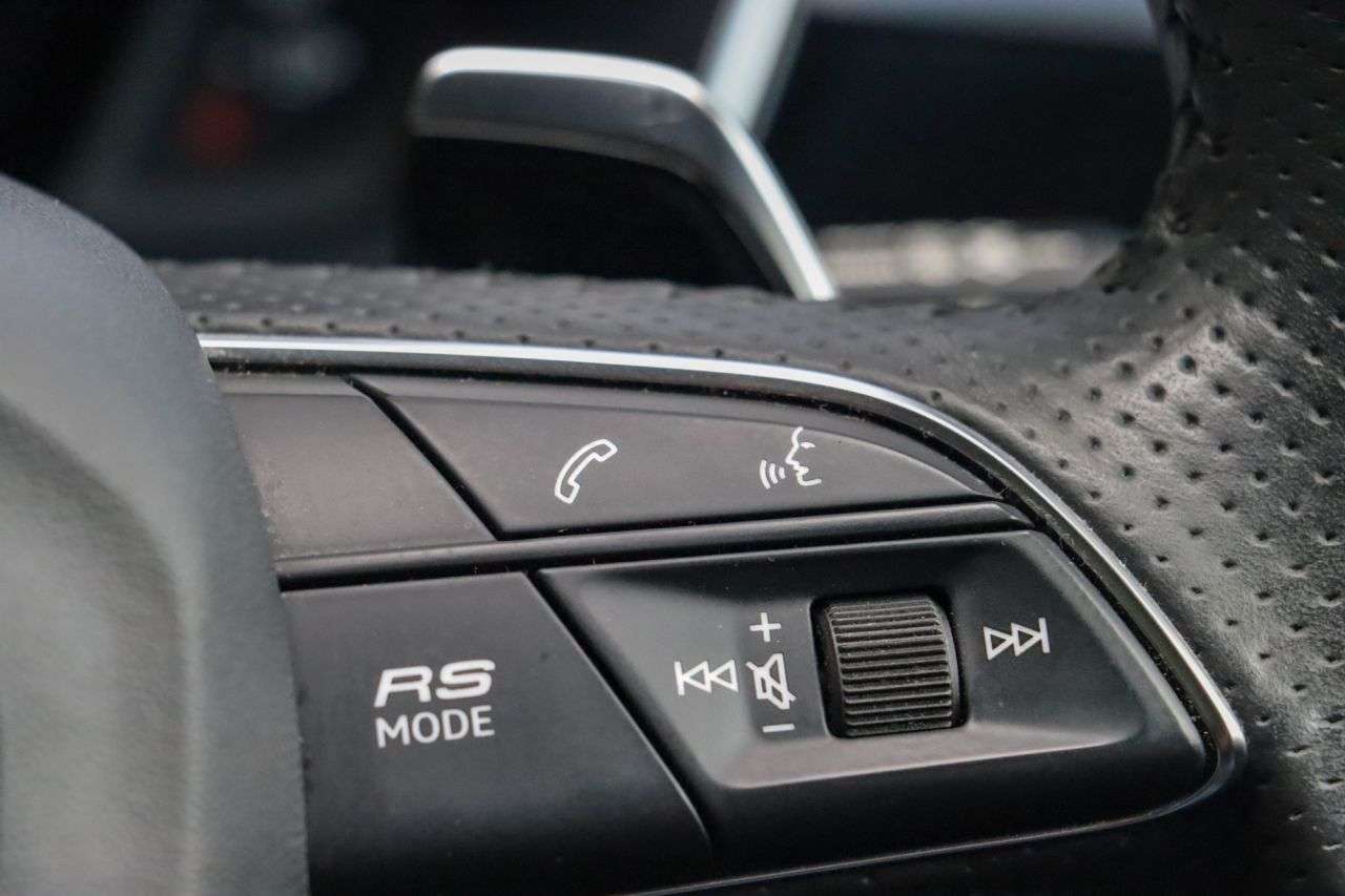 2020 AUDI RS Q3 2020 AUDI RS Q3