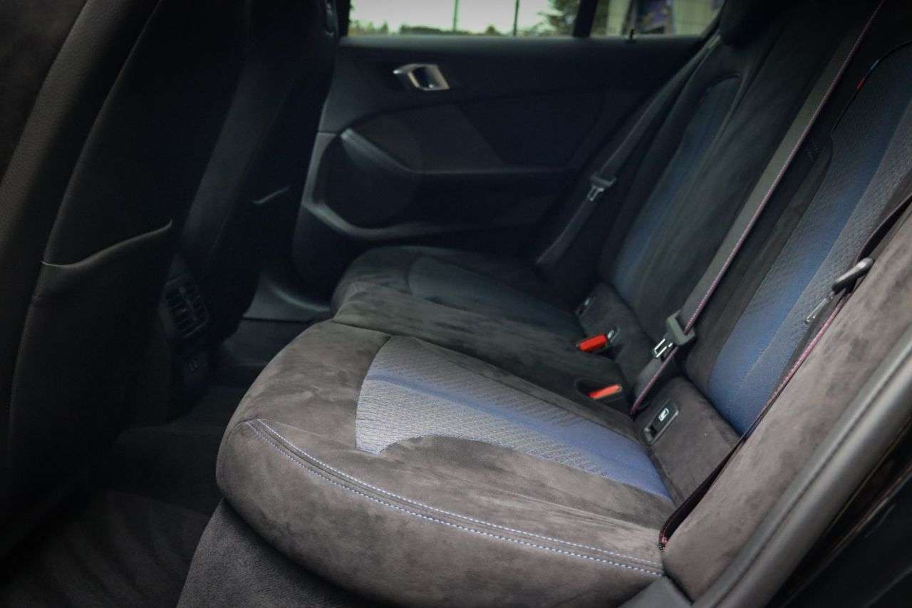 2024 BMW 1 SERIES 2024 BMW 1 SERIES