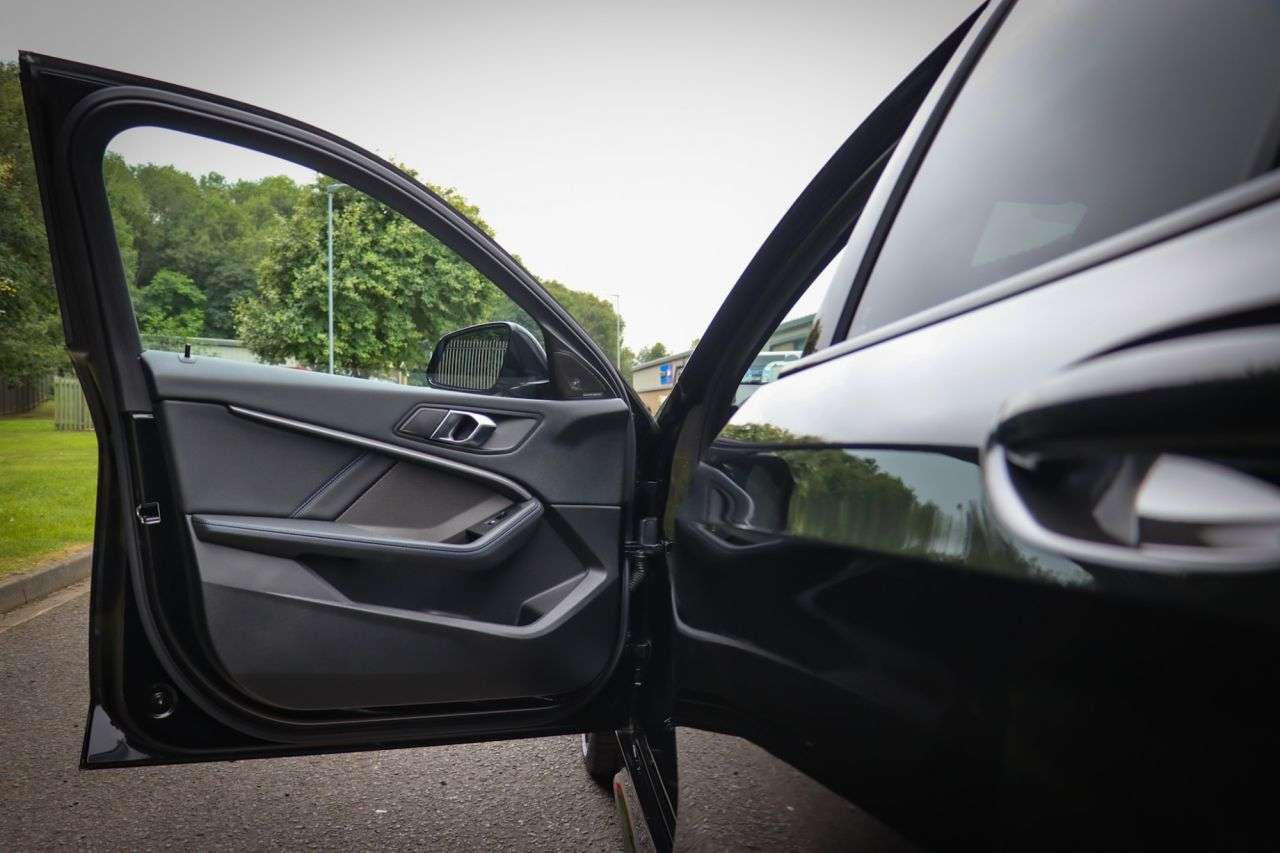 2024 BMW 1 SERIES 2024 BMW 1 SERIES