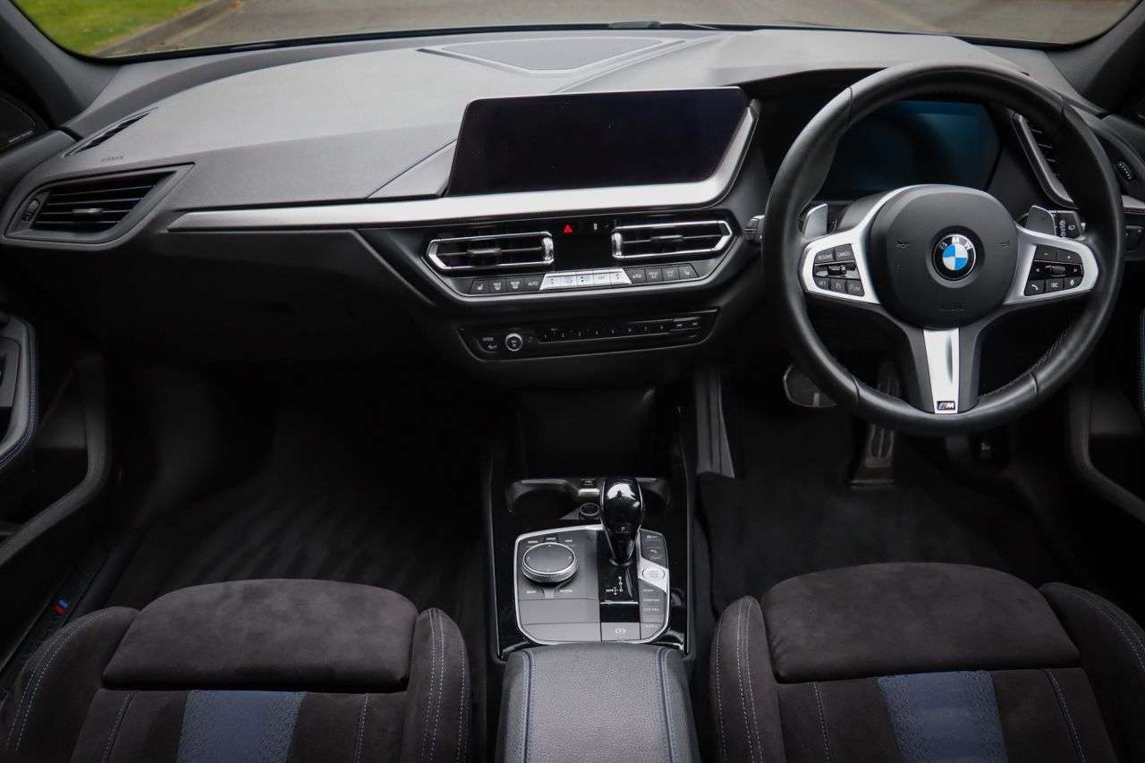 2024 BMW 1 SERIES 2024 BMW 1 SERIES